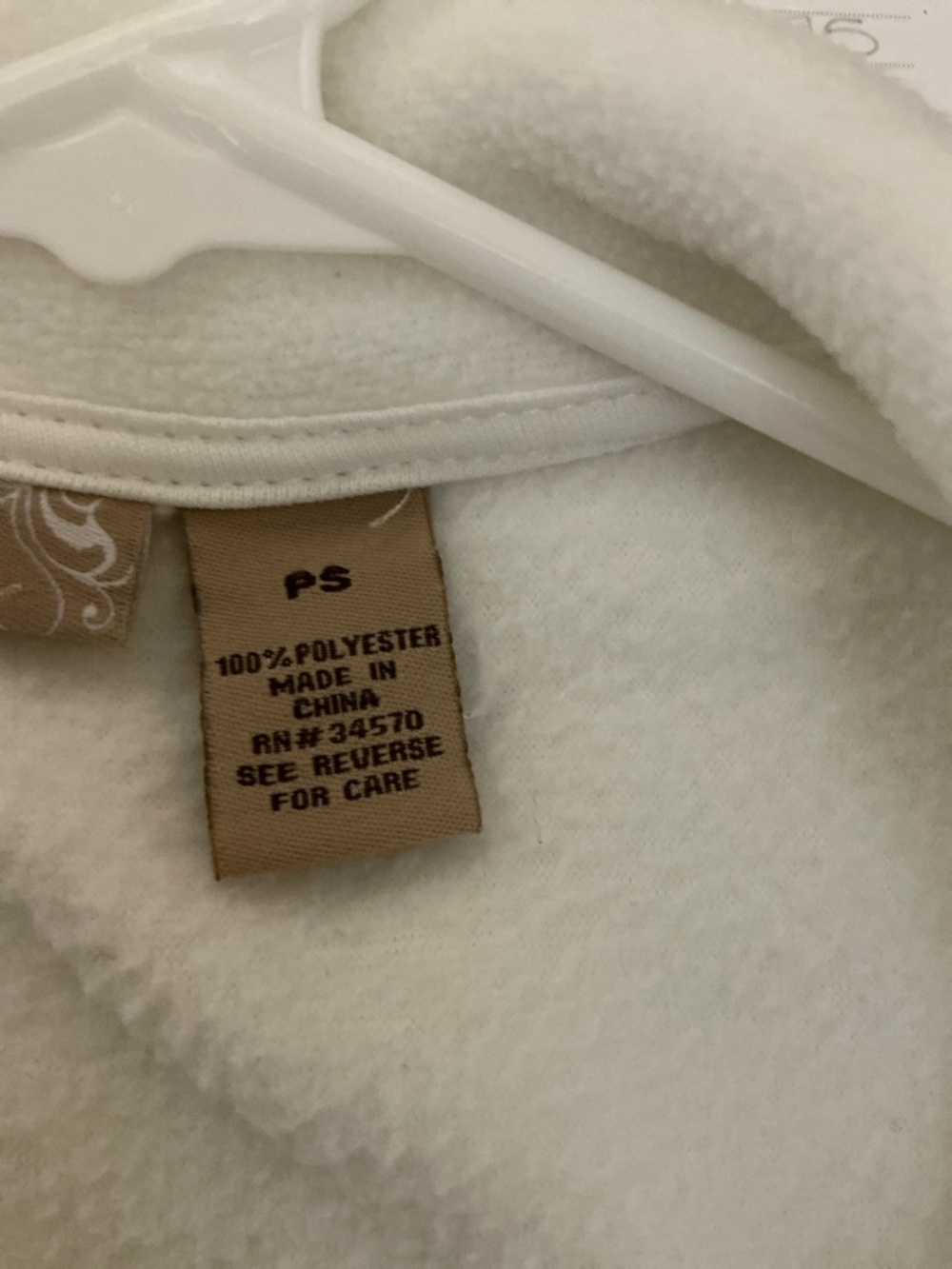 WHITE FLEECE VEST - Picture 4 of 5